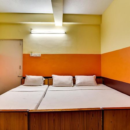 Hotel O Srinivasa Residency Lodge Τιρουπάτι Εξωτερικό φωτογραφία